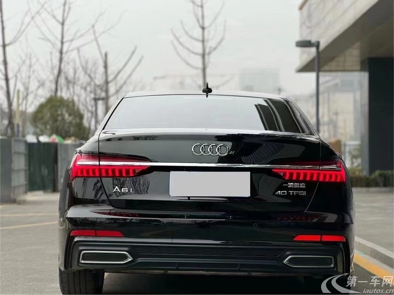 奥迪A6L 40TFSI 2019款 2.0T 自动 豪华动感型 (国Ⅵ) 