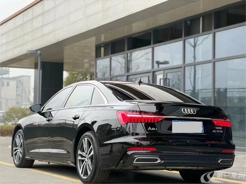 奥迪A6L 40TFSI 2019款 2.0T 自动 豪华动感型 (国Ⅵ) 