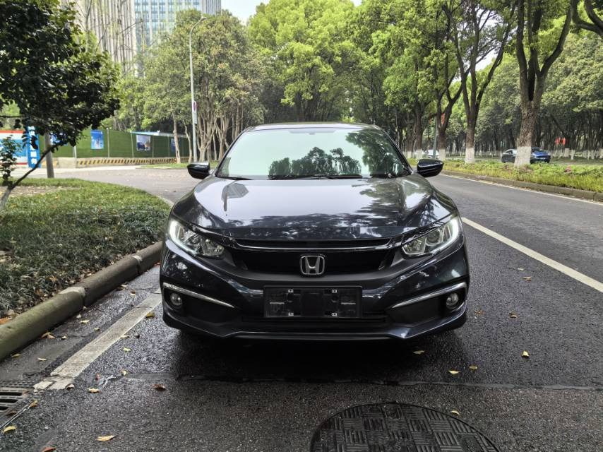 本田思域 2019款 1.5T 自动 劲动版220TURBO 价格0万 