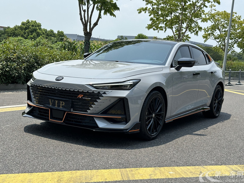 长安UNI-V 2023款 1.5T 自动 运动版 (国Ⅵ) 