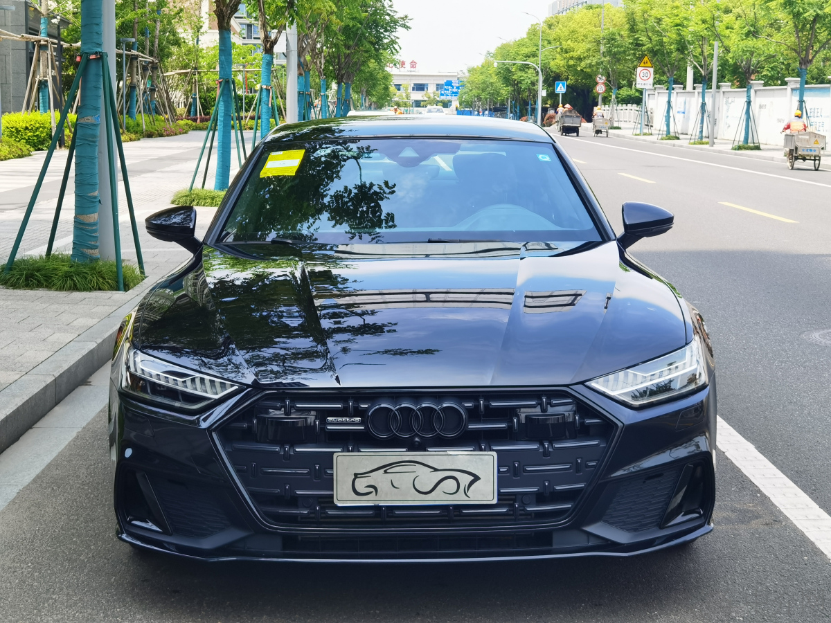 奥迪A7L 45TFSI 2023款 2.0T 自动 S二手车 二手line黑武士版 价格0万