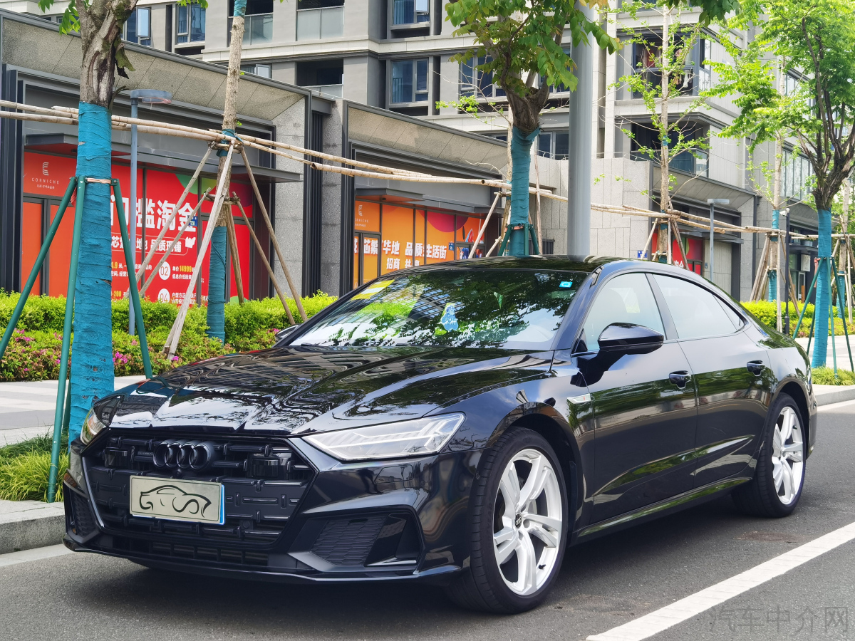 奥迪A7L 45TFSI 2023款 2.0T 自动 S二手车 二手line黑武士版 价格0万 
