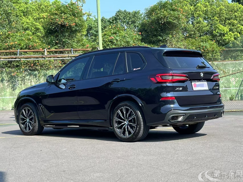 宝马X5 xDrive30Li 2022款 2.0T 自动 尊享型M运动套装 (国Ⅵ) 