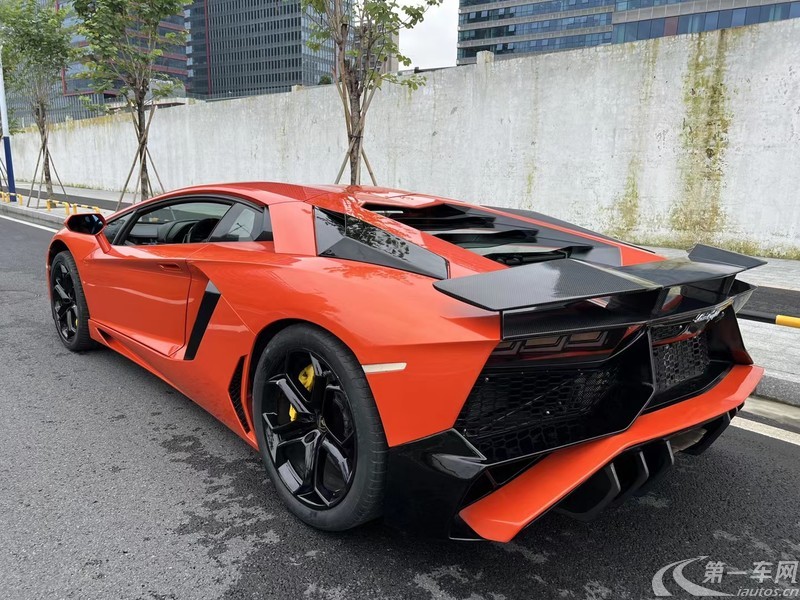 兰博基尼Aventador [进口] 2015款 6.5L 自动 LP750-4-Superveloce 