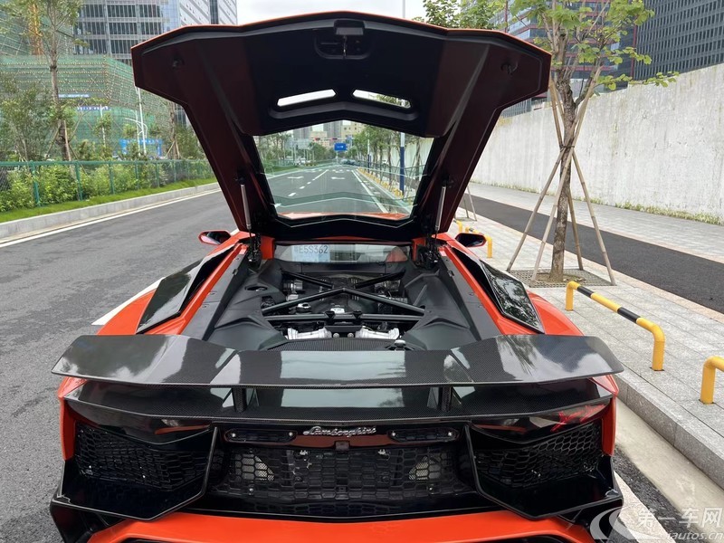 兰博基尼Aventador [进口] 2015款 6.5L 自动 LP750-4-Superveloce 