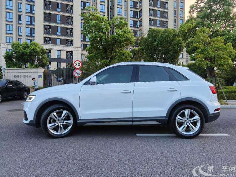 奥迪Q3 35TFSI 2019款 1.4T 自动 前驱 进取动感型 (国Ⅵ) 