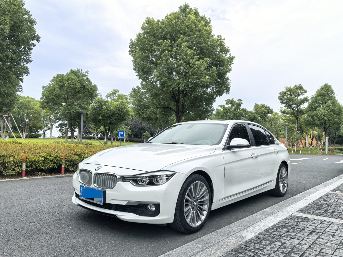 宝马3系 320Li 2019款 2.0T 自动 汽油 xDrive时尚版 价格0万