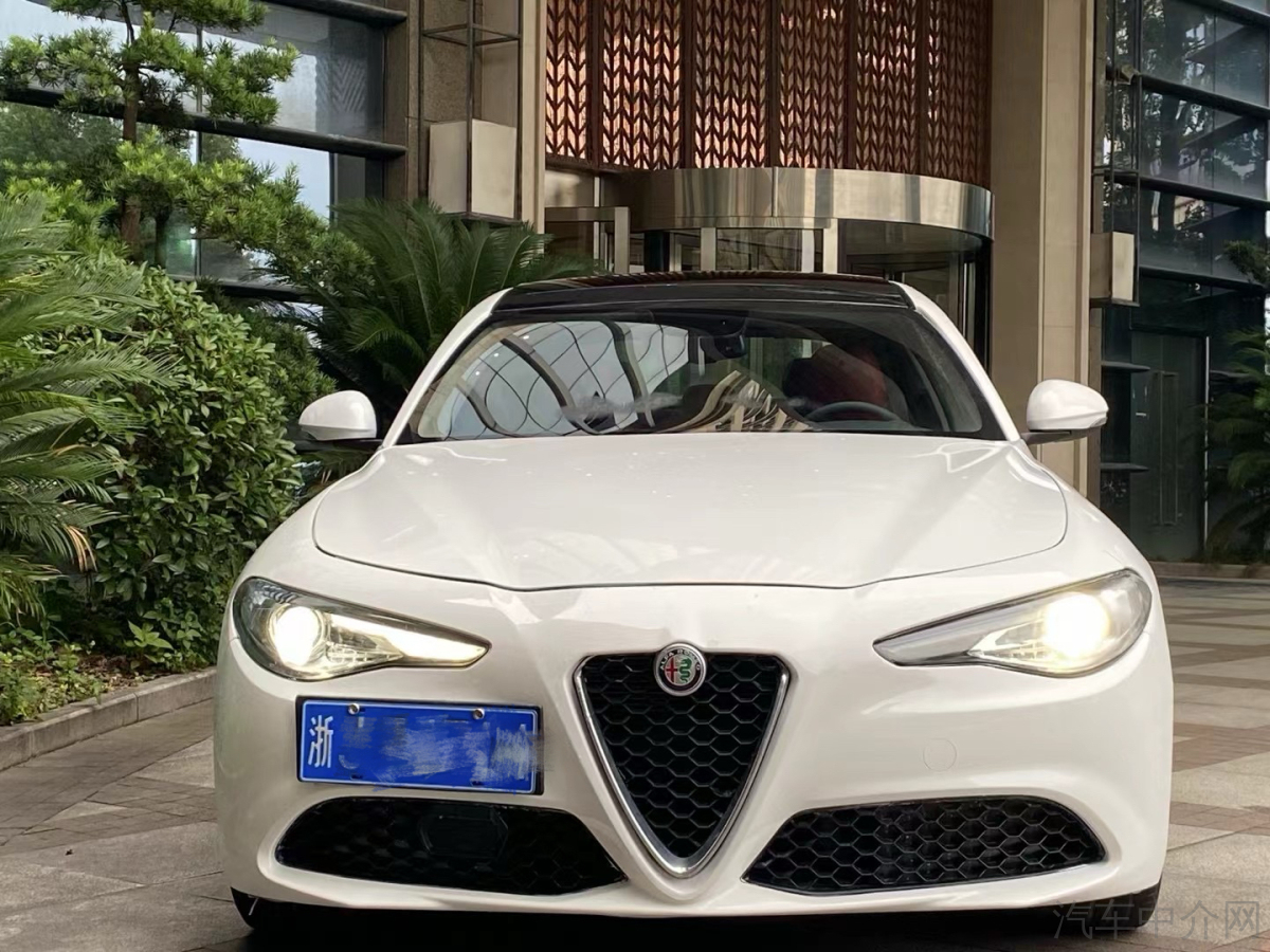 阿尔法罗密欧Giulia [进口] 2020款 2.0T 自动 豪华版价格0万 