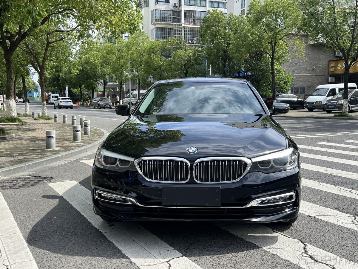 宝马5系 530Li 2018款 2.0T 自动 汽油 xDrive豪华套装 价格0万 