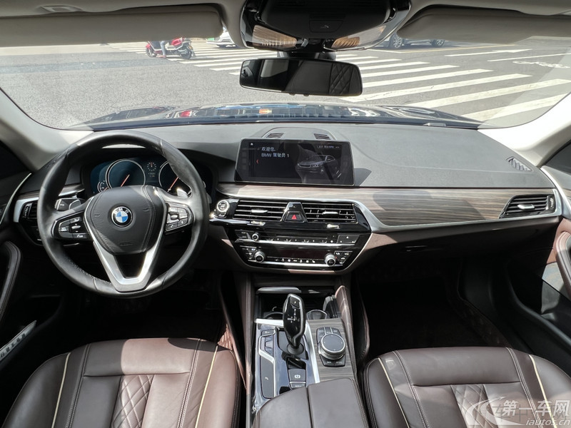 宝马5系 530Li 2018款 2.0T 自动 汽油 xDrive豪华套装 (国Ⅴ) 