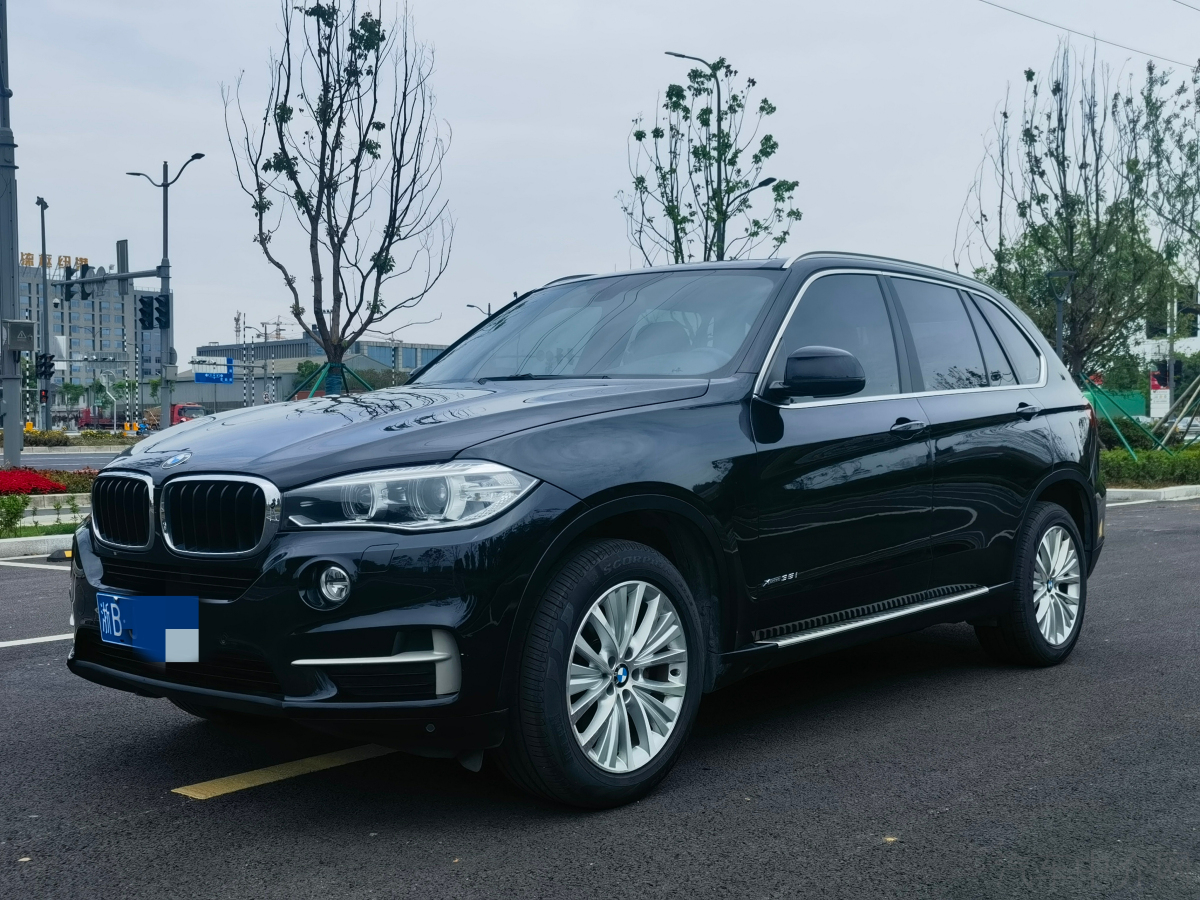宝马X5 [进口] 2015款 3.0T 自动 四驱 汽油 基本型中东版平行进口价格0万