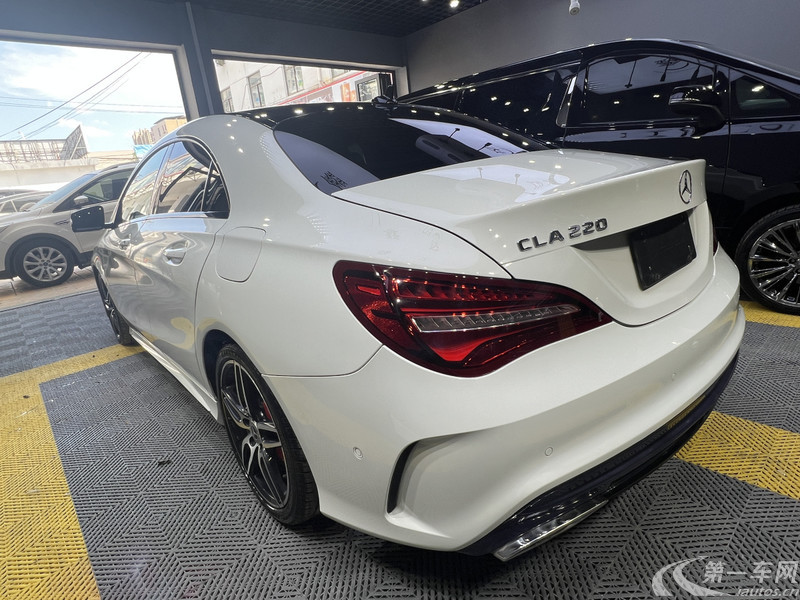 奔驰CLA级 CLA220 [进口] 2017款 2.0T 自动 汽油 极地限量版 