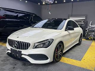 奔驰CLA级 CLA220 2.0T 自动 极地限量版 