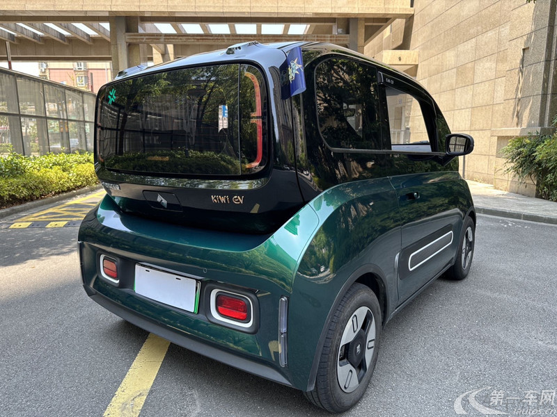 宝骏KiWi EV 2022款 0.0T 自动 艺术家轻享版 