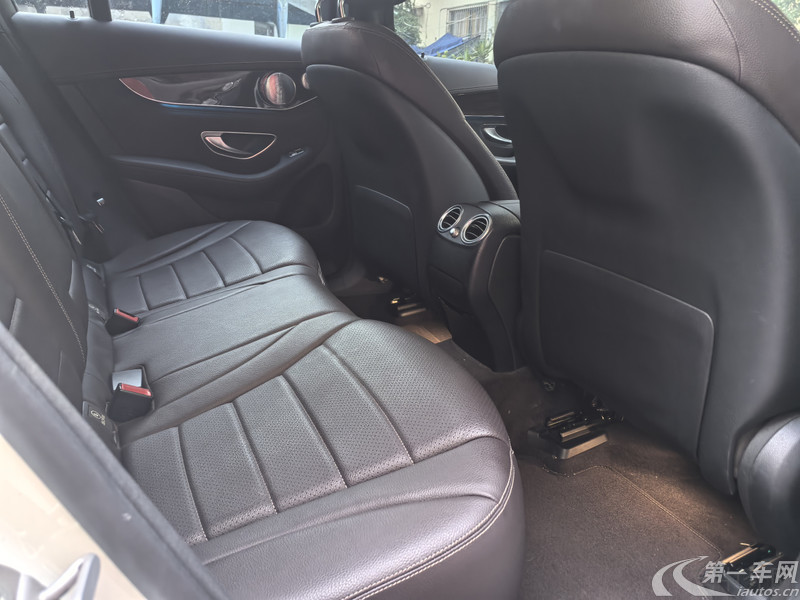 奔驰GLC GLC260 2016款 2.0T 自动 四驱 5座 豪华型 (国Ⅴ) 
