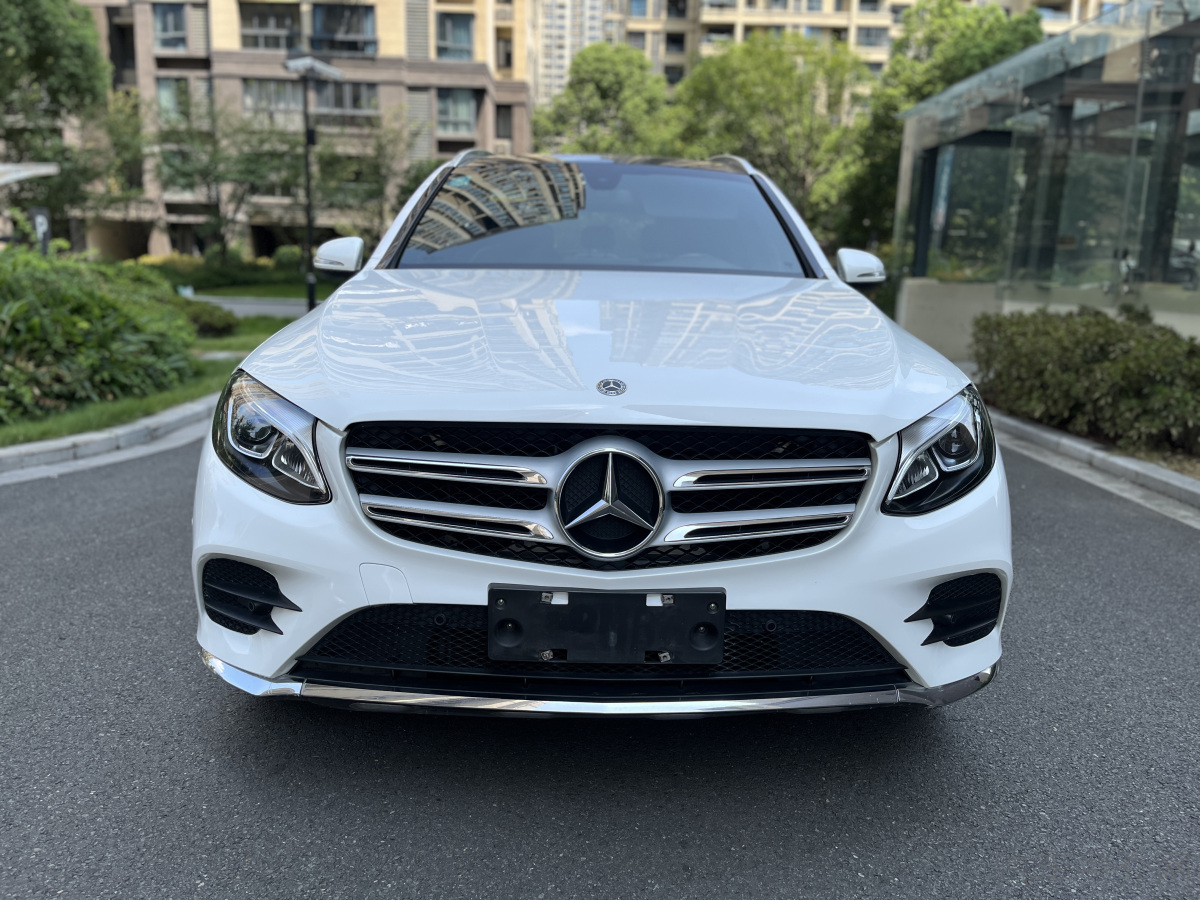 奔驰GLC GLC260 2018款 2.0T 自动 豪华型 价格0万 