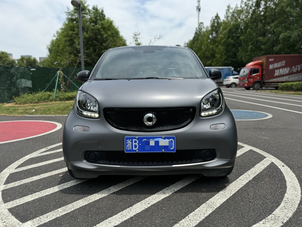 SmartForTwo [进口] 2018款 1.0L 自动 汽油 硬顶激情版价格0万 
