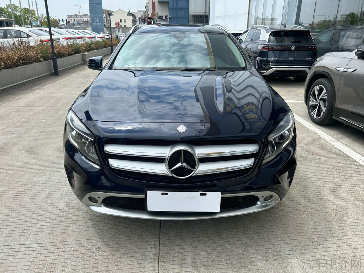 奔驰GLA 200 2016款 1.6T 自动 动感型 价格0万 