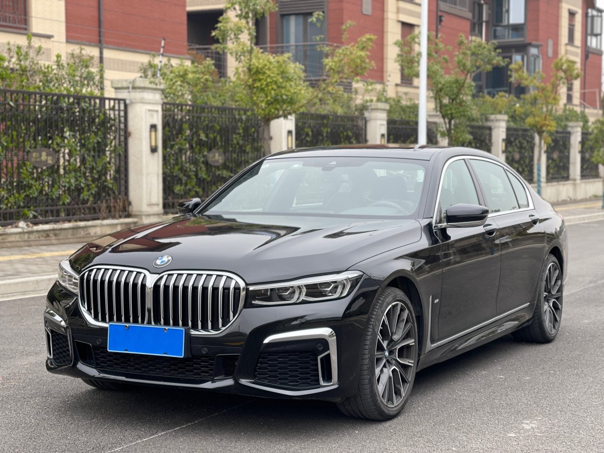 宝马7系 740Li [进口] 2019款 3.0T 自动 汽油 改款领先型豪华套装价格0万 