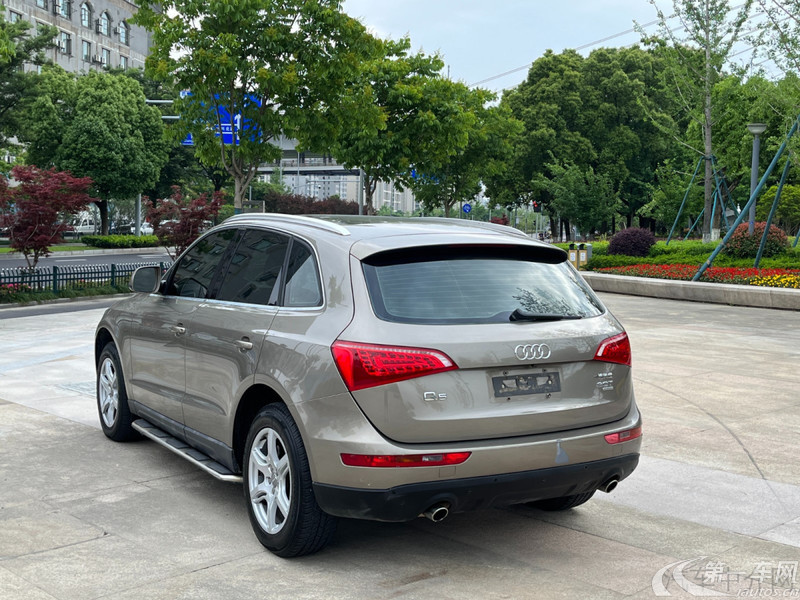 奥迪Q5 2011款 2.0T 自动 四驱 汽油 舒适型 (国Ⅳ) 