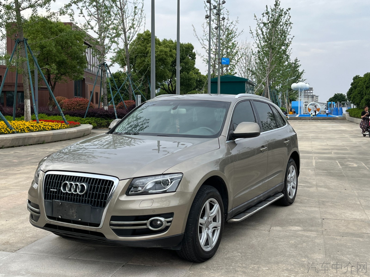 奥迪Q5 2011款 2.0T 自动 四驱 汽油 舒适型 价格0万