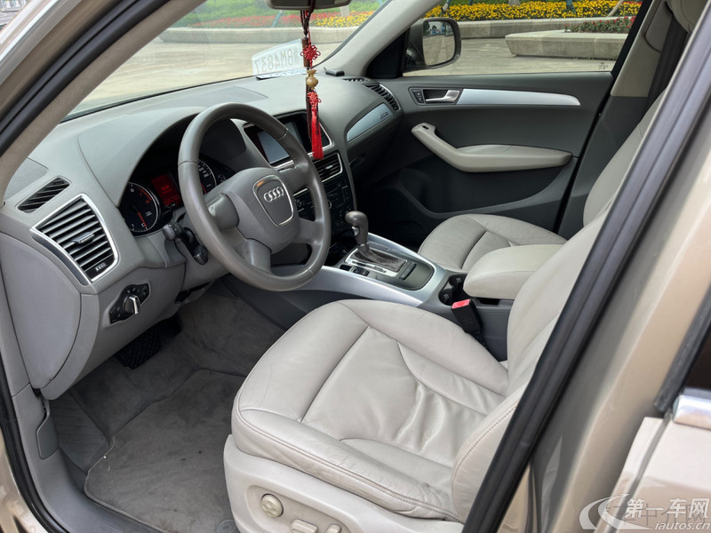 奥迪Q5 2011款 2.0T 自动 四驱 汽油 舒适型 (国Ⅳ) 