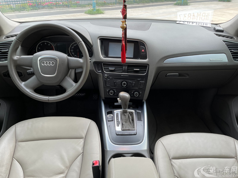 奥迪Q5 2011款 2.0T 自动 四驱 汽油 舒适型 (国Ⅳ) 