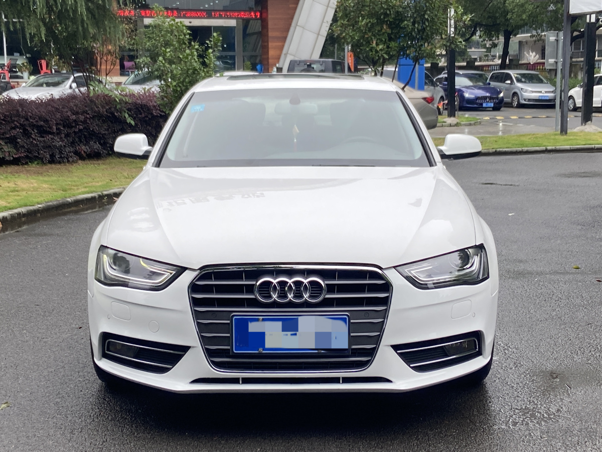 奥迪A4L 2013款 2.0T 自动 舒适型 价格0万 