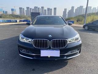 宝马7系 740Li 3.0T 自动 领先型M运动套装 