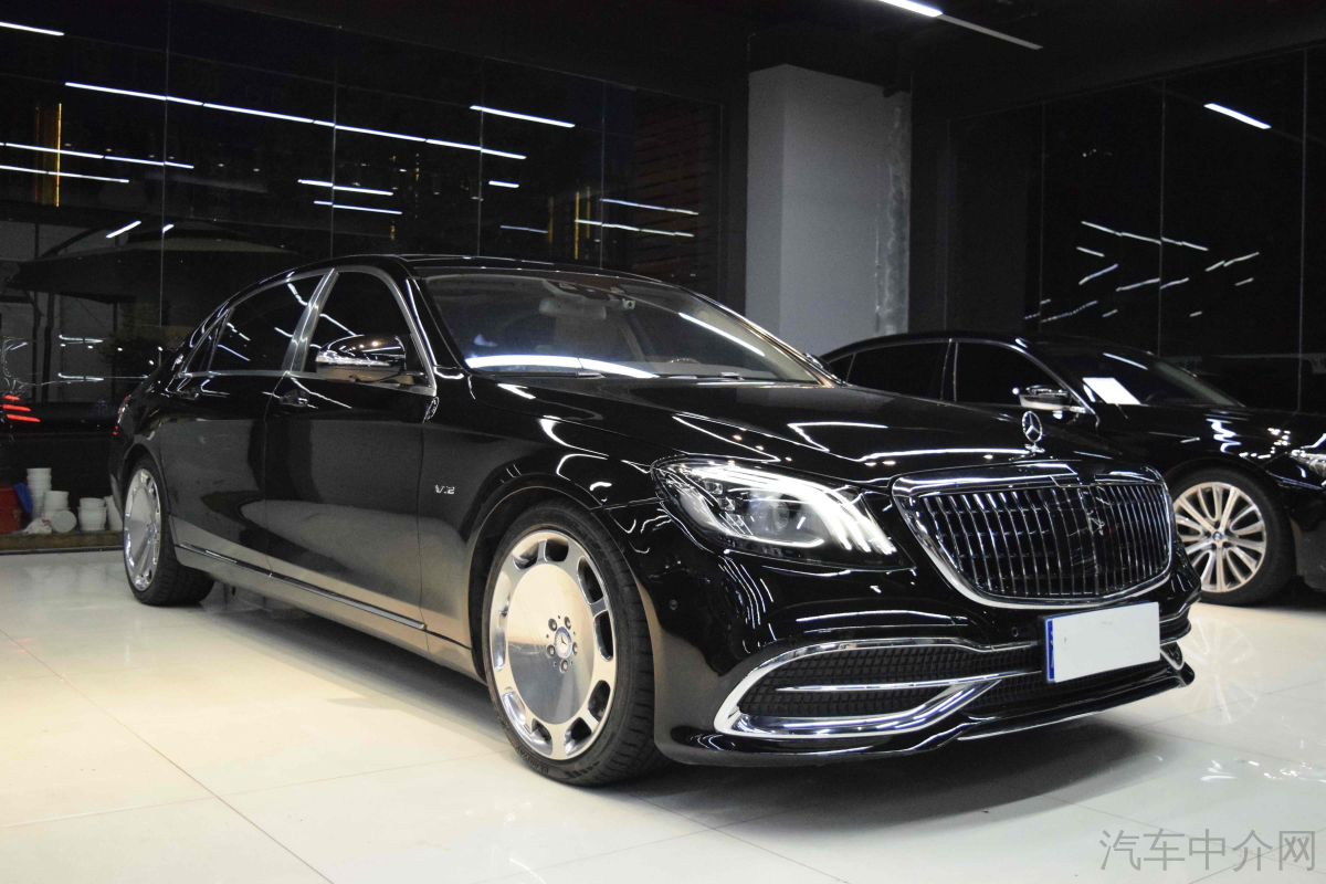 奔驰迈巴赫S级 S600 [进口] 2016款 6.0T 自动 欧规版平行进口 价格0万 