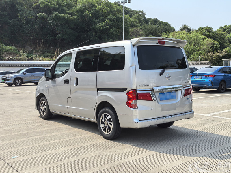 日产NV200 2016款 1.6L 自动 7座 豪华型改款 (国Ⅴ) 