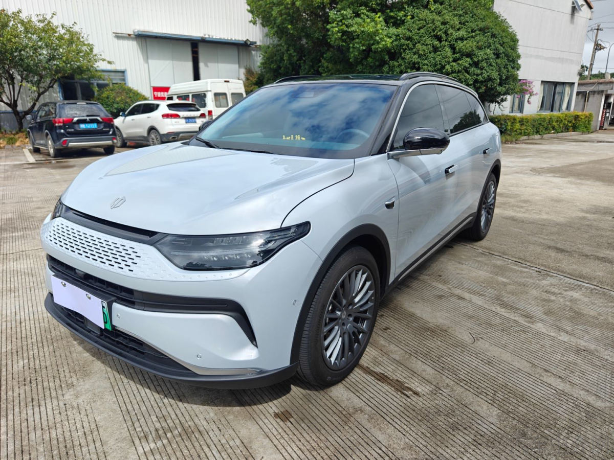 零跑C11 2023款 1.5L 自动 300智享版 价格0万 