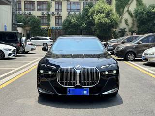 宝马7系 735Li 3.0T 自动 豪华套装 