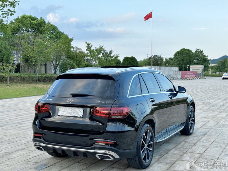 奔驰GLC 260L 2021款 2.0T 自动 豪华型 (国Ⅵ) 