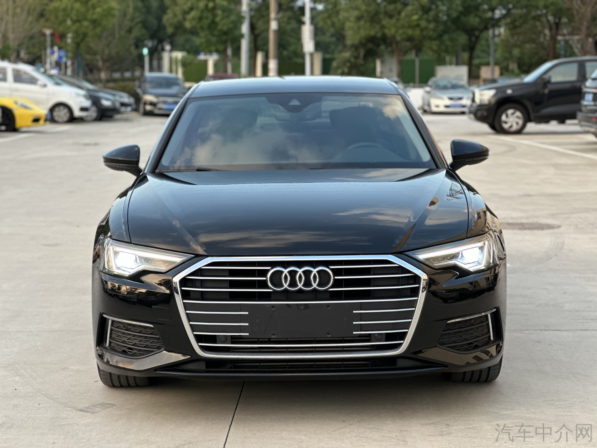 奥迪A6L 40TFSI 2020款 2.0T 自动 豪华致雅型 价格0万