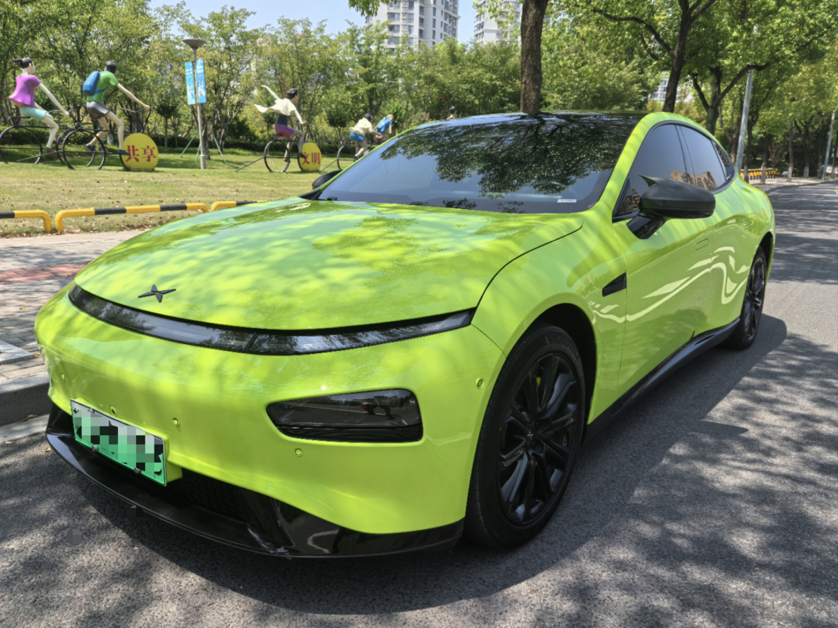 小鹏P7 2022款 自动 670E+鹏翼版 纯电动价格0万