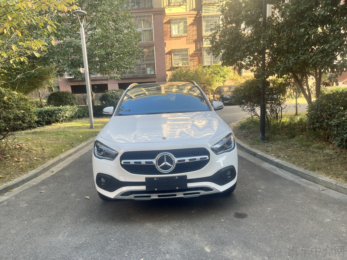 奔驰GLA 200 2023款 1.3T 自动 价格0万