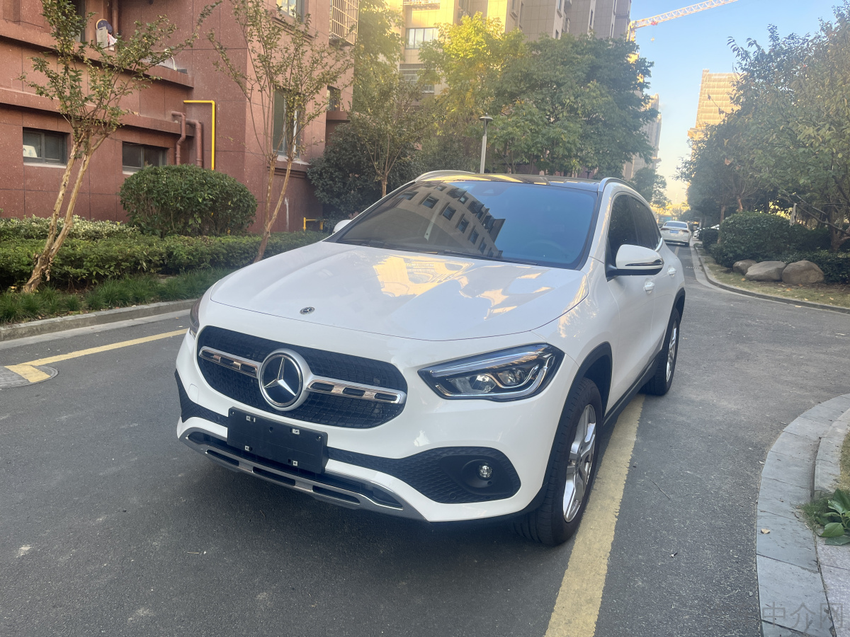 奔驰GLA 200 2023款 1.3T 自动 价格0万 