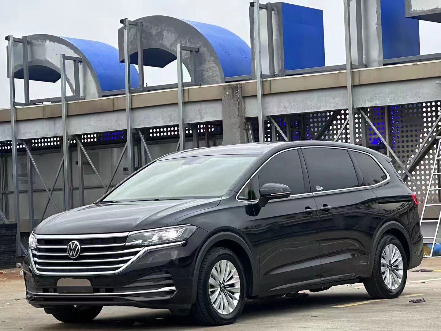 大众威然 2022款 2.0T 自动 330TSI豪华版 价格0万