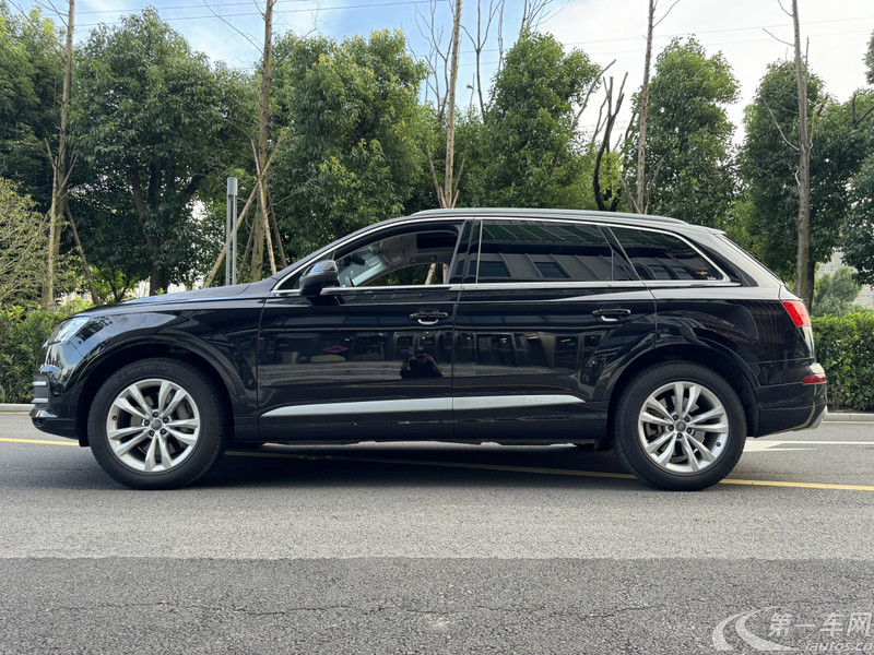 奥迪Q7 45 [进口] 2019款 2.0T 自动 舒适型 