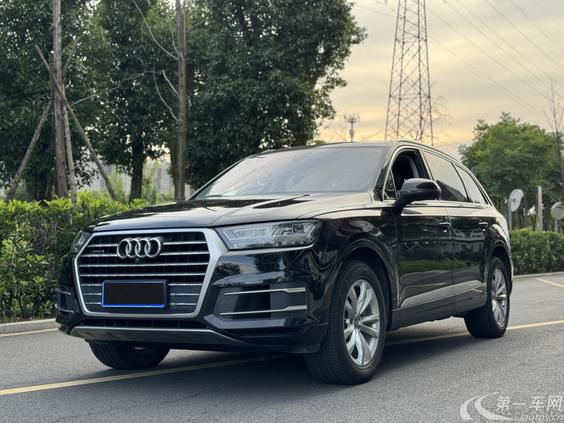 奥迪Q7 45 [进口] 2019款 2.0T 自动 舒适型 