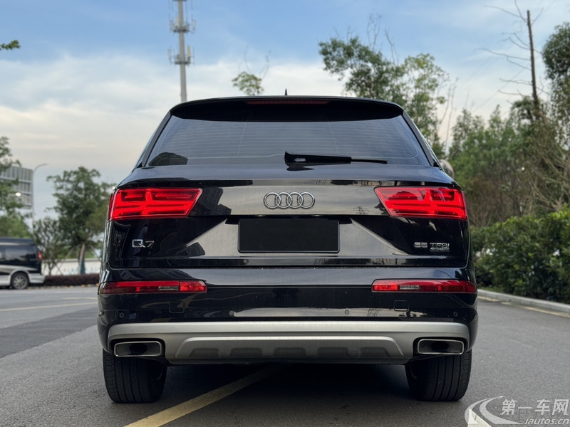 奥迪Q7 45 [进口] 2019款 2.0T 自动 舒适型 