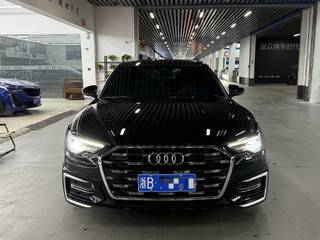 奥迪A6L 40TFSI 2.0T 自动 豪华动感型 