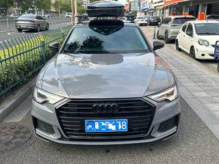 奥迪A6旅行 Avant 2.0T 自动 先锋派45TFSI臻选动感型 