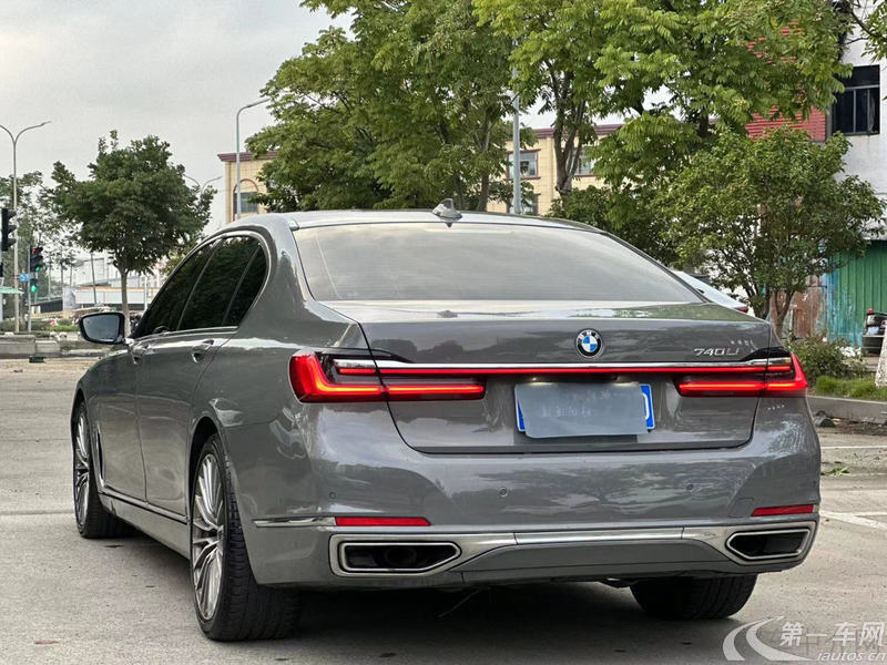 宝马7系 740Li [进口] 2022款 3.0T 自动 汽油 尊享型豪华套装 