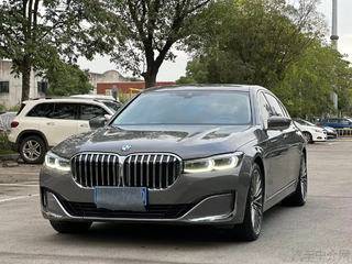 宝马7系 740Li 3.0T 自动 尊享型豪华套装 