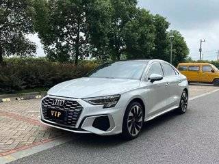 奥迪A3 35TFSI 1.4T 自动 Limousine改款时尚运动型 