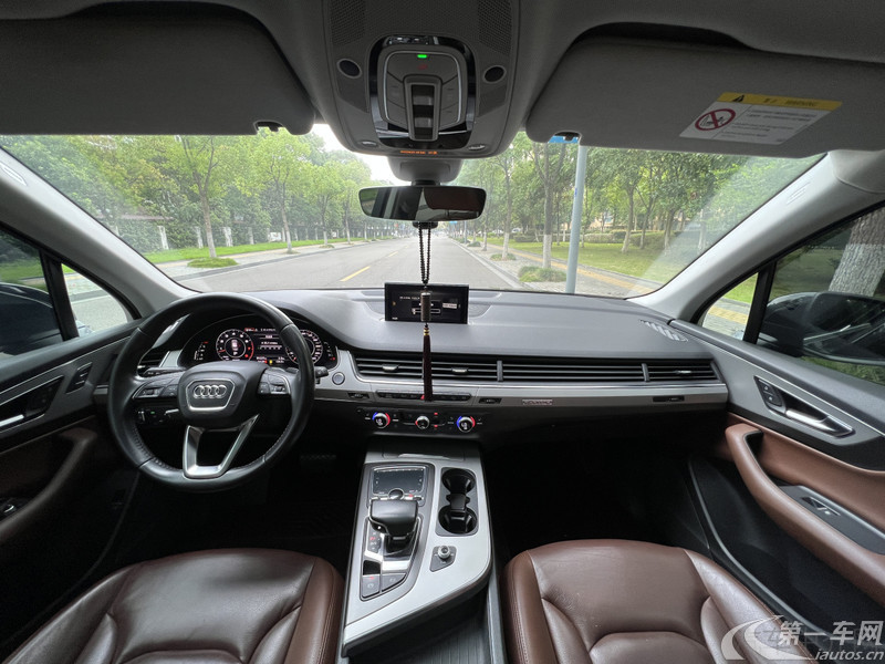 奥迪Q7 55 [进口] 2019款 3.0T 自动 S-Line运动型 