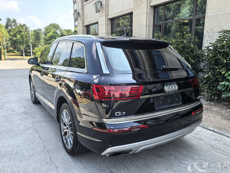 奥迪Q7 55 [进口] 2019款 3.0T 自动 技术型 