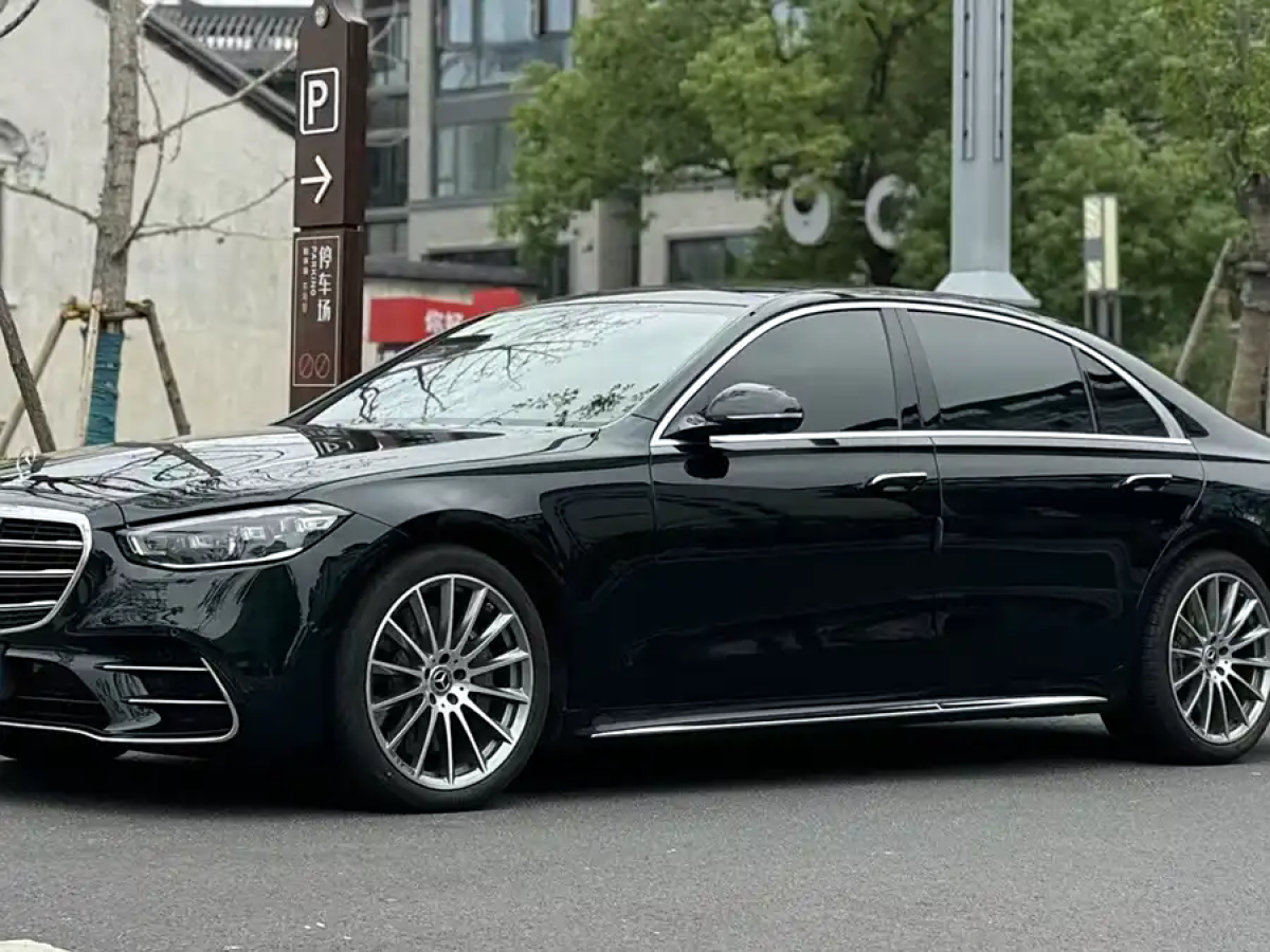 奔驰S级 S450L [进口] 2023款 2.5T 自动 汽油价格0万 
